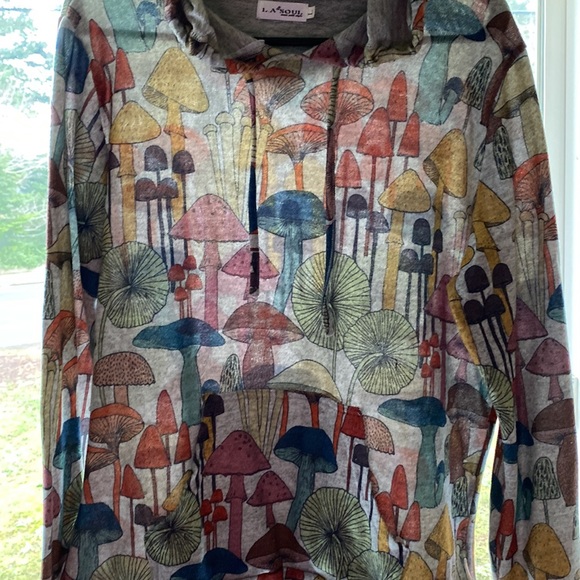 Meet your Posher, Cindi - Picture 2 of 2